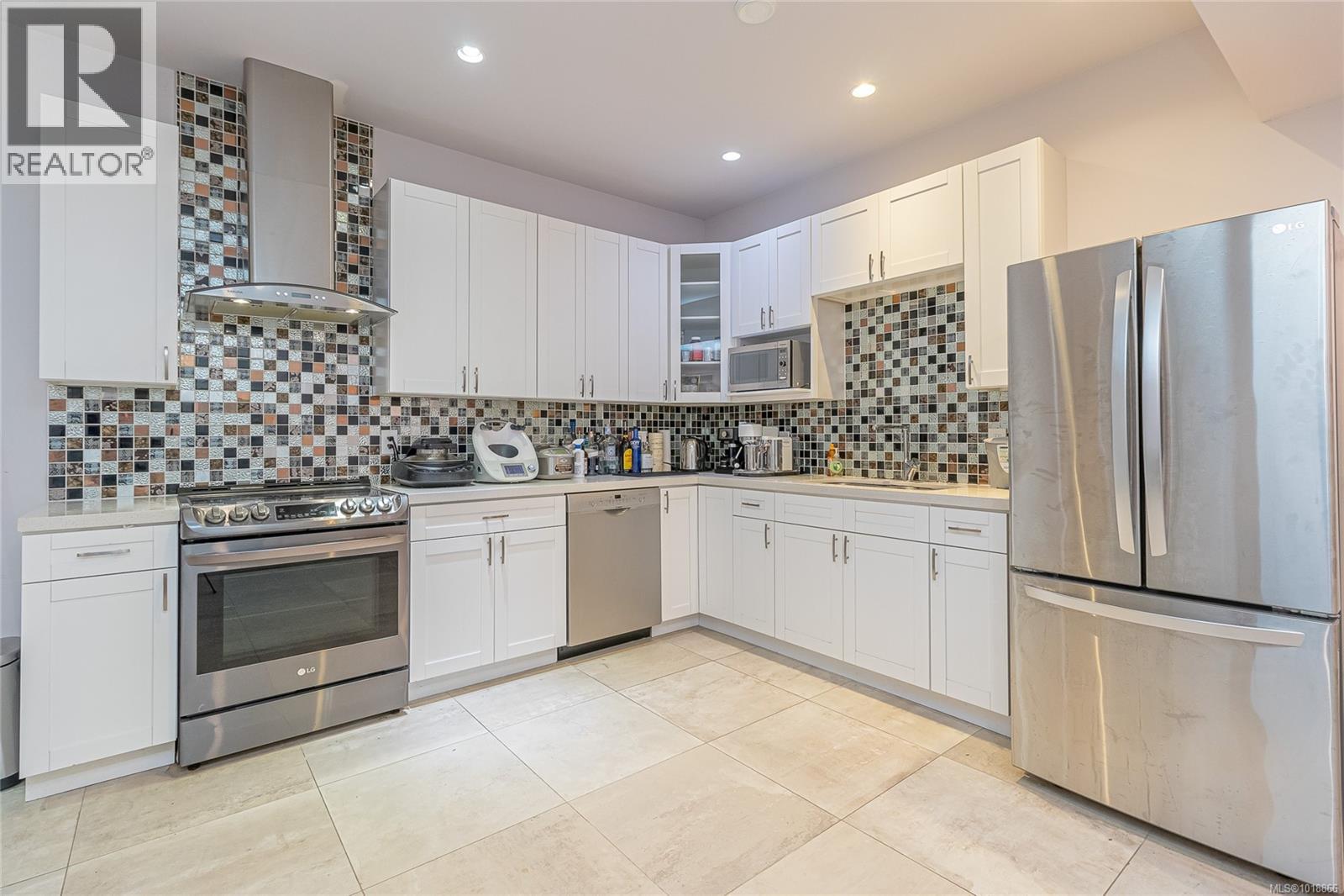 2328 DUNLEVY ST - 29