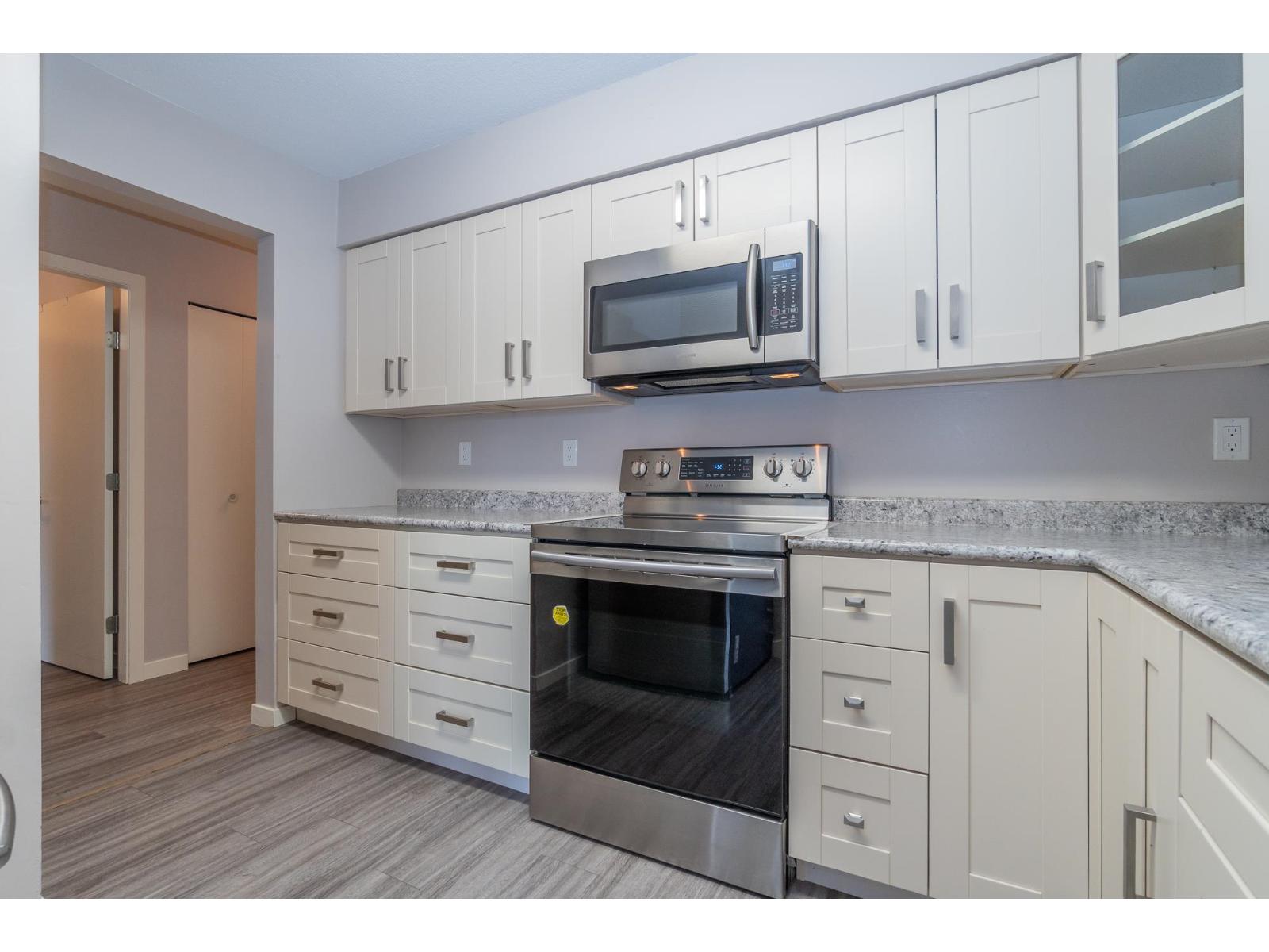 112 31955 OLD YALE ROAD, Abbotsford