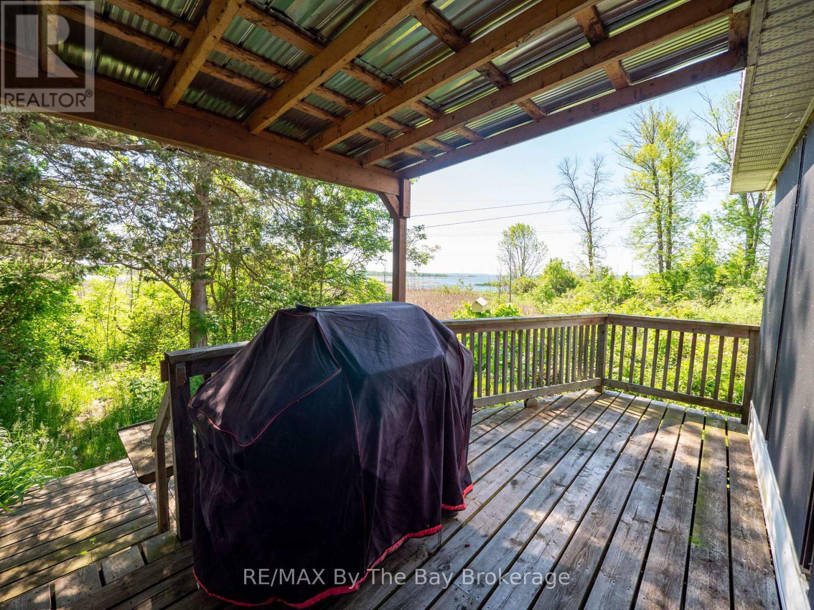 116 ISLAND 150/ BROSSEAU ISLAND - 19