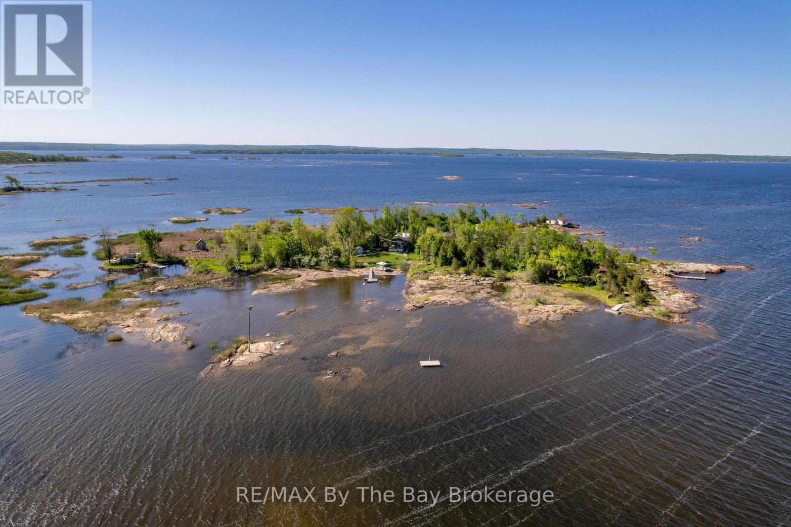 116 ISLAND 150/ BROSSEAU ISLAND - 2