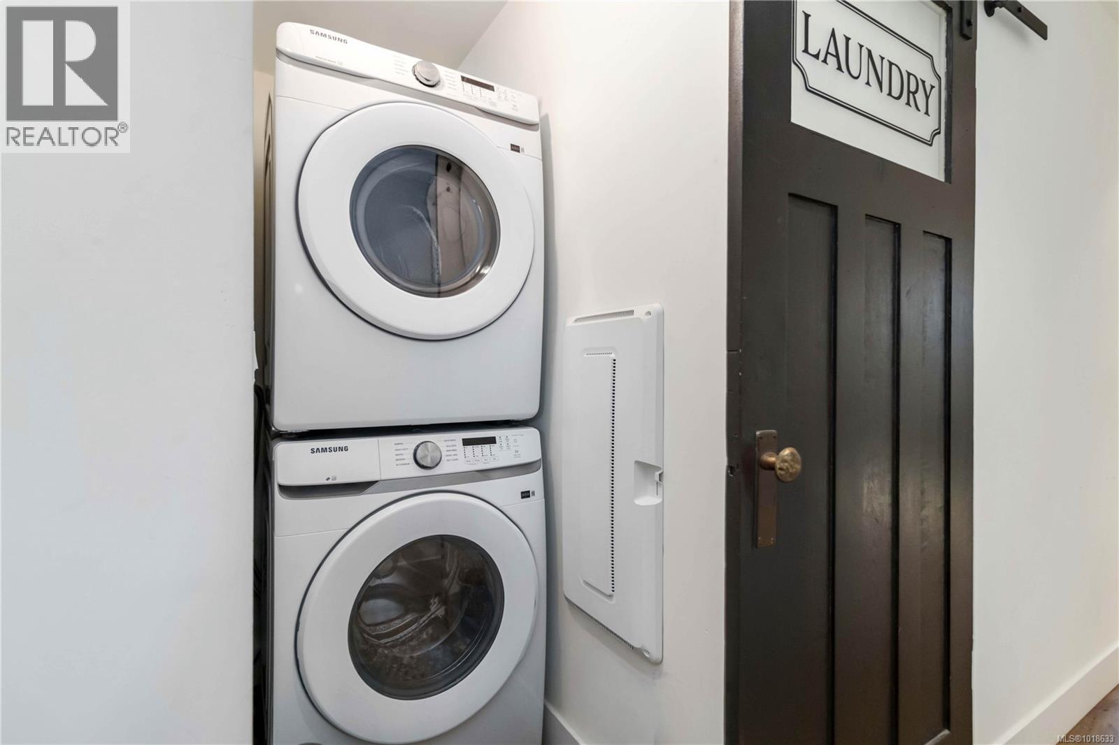  2951 Dean Avenue, Saanich