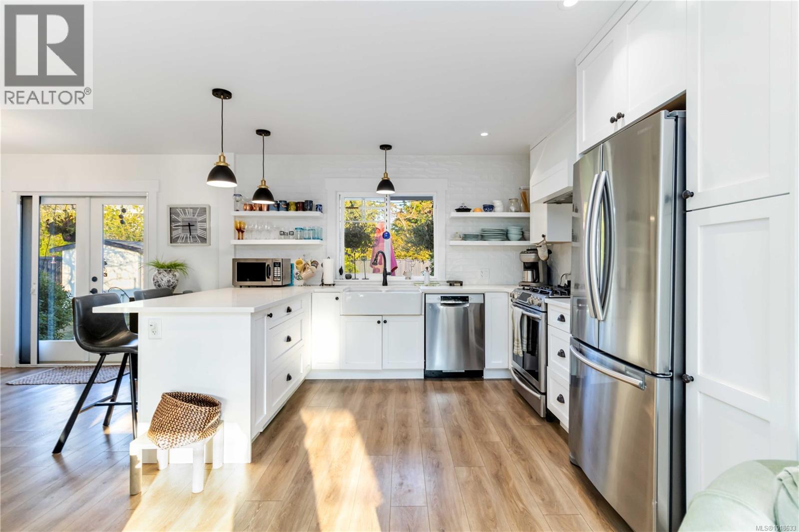  2951 Dean Avenue, Saanich