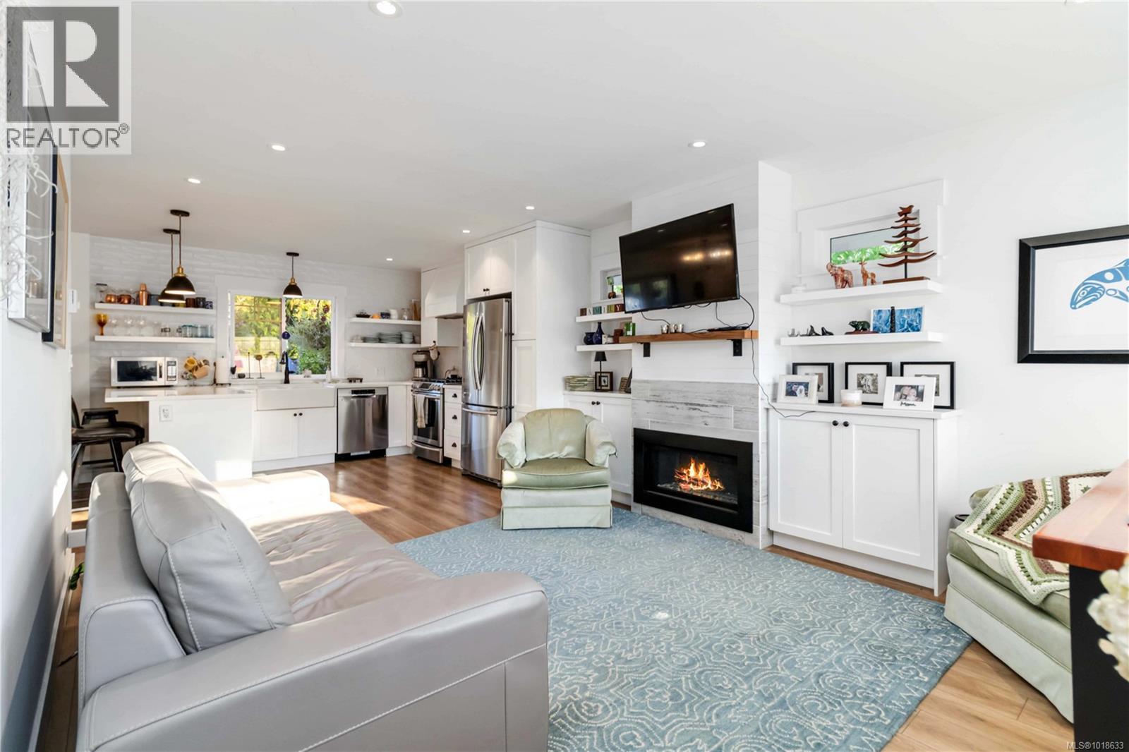  2951 Dean Avenue, Saanich