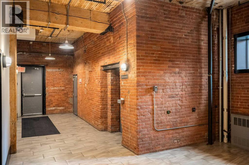 Single Family House Loft for Sale in    Avenue SW Beltline Calgary 
