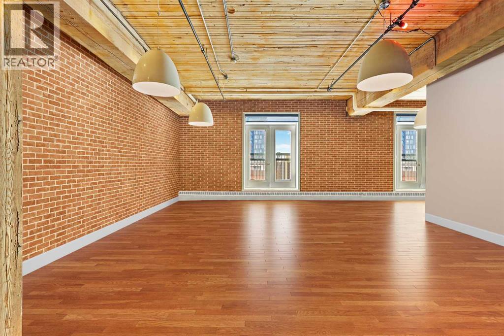 Single Family House Loft for Sale in    Avenue SW Beltline Calgary 