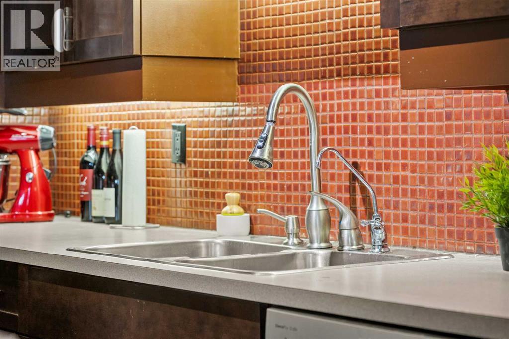 Single Family House Loft for Sale in    Avenue SW Beltline Calgary 