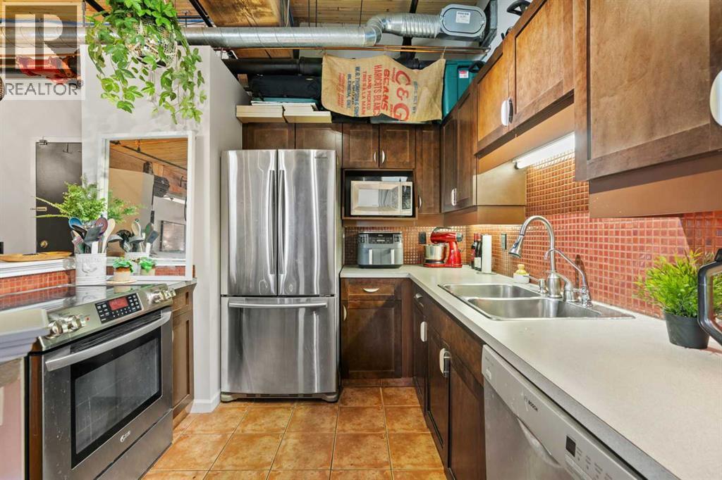 Single Family House Loft for Sale in    Avenue SW Beltline Calgary 