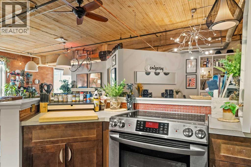 Single Family House Loft for Sale in    Avenue SW Beltline Calgary 