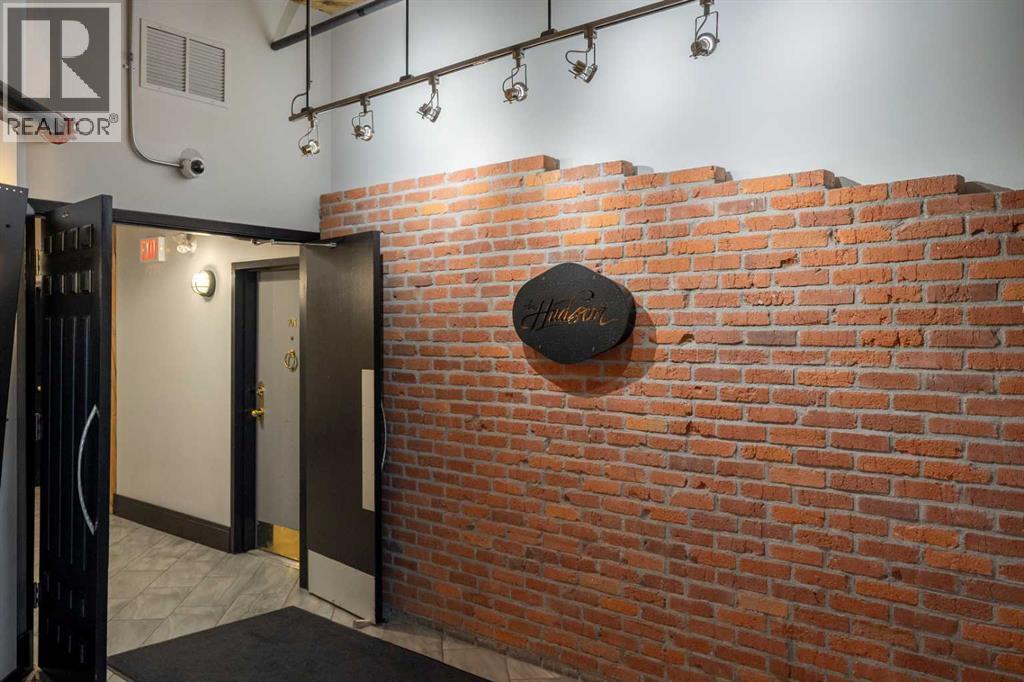 Single Family House Loft for Sale in    Avenue SW Beltline Calgary 