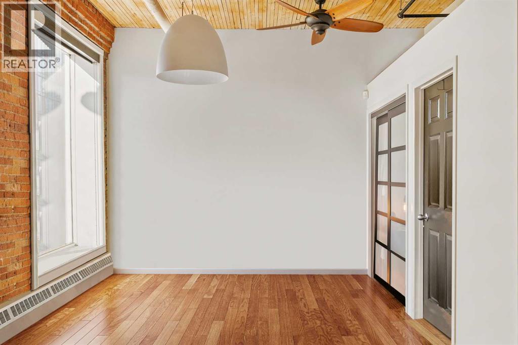 Single Family House Loft for Sale in    Avenue SW Beltline Calgary 