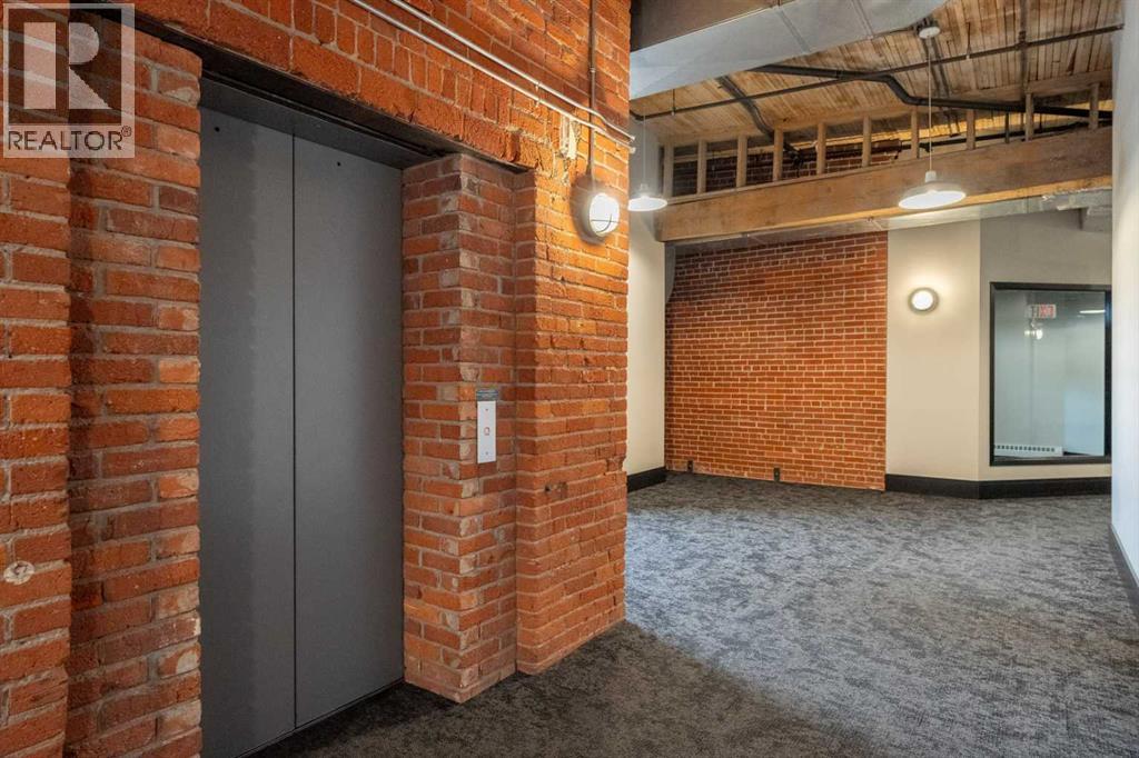 Single Family House Loft for Sale in    Avenue SW Beltline Calgary 