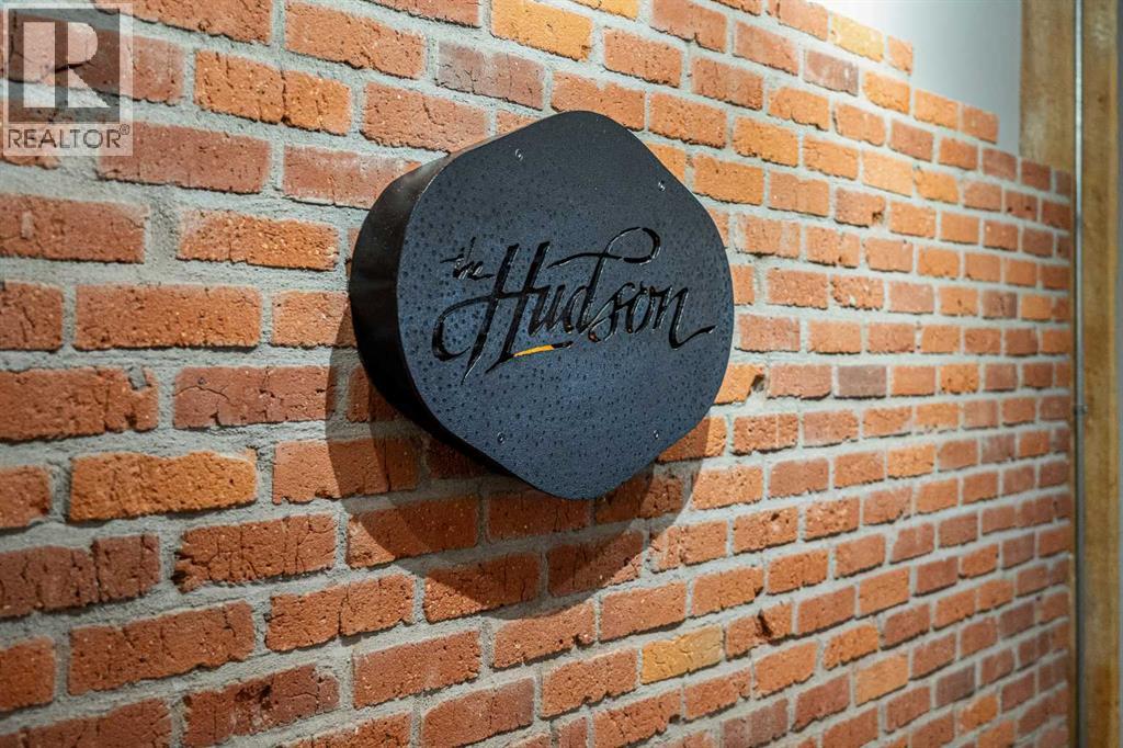 Single Family House Loft for Sale in    Avenue SW Beltline Calgary 