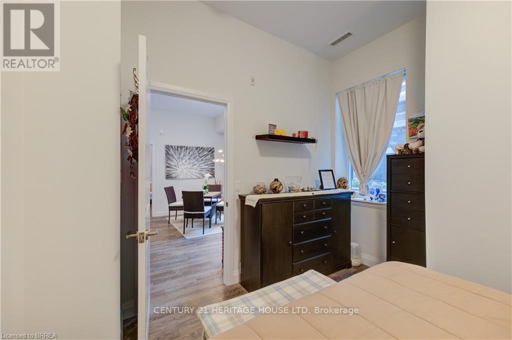 Single Family House for Sale in    REDFERN AVENUE Hamilton (Mountview) 