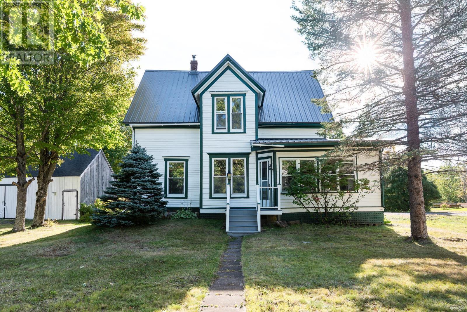 Property 7 of 47 of 28 Maple Avenue