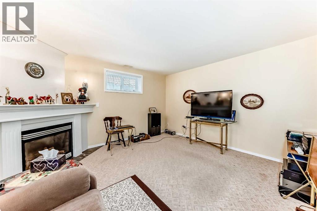 4514 54A Ave Cres, Innisfail