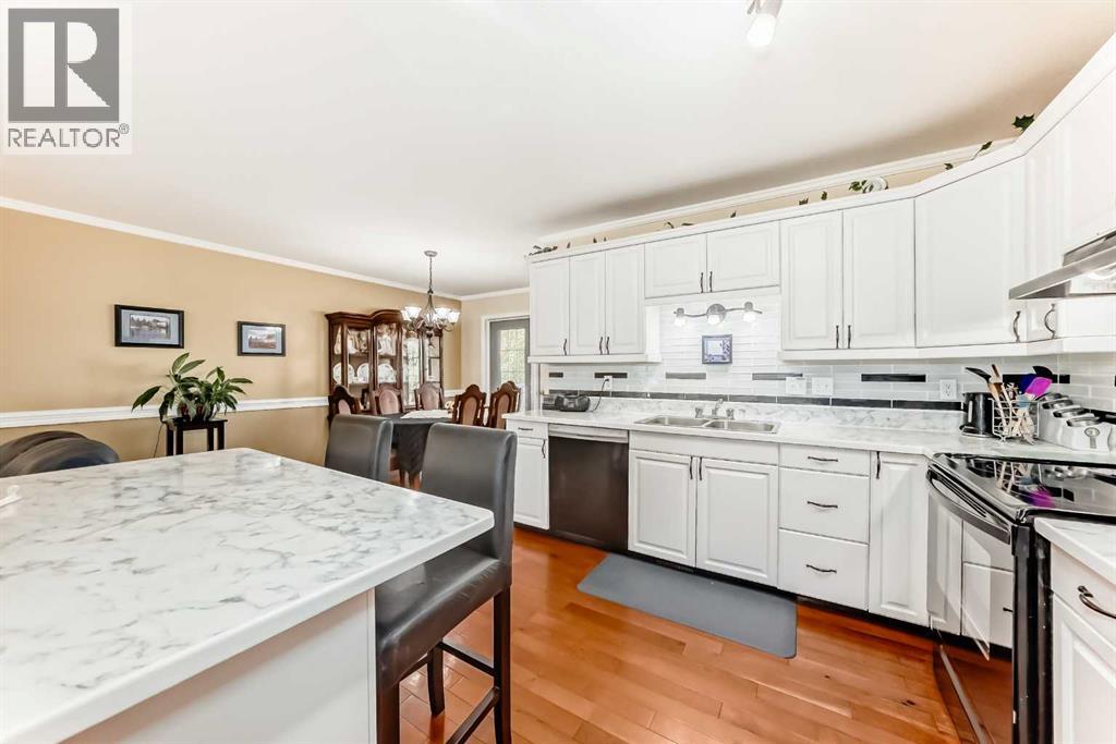 4514 54A Ave Cres, Innisfail