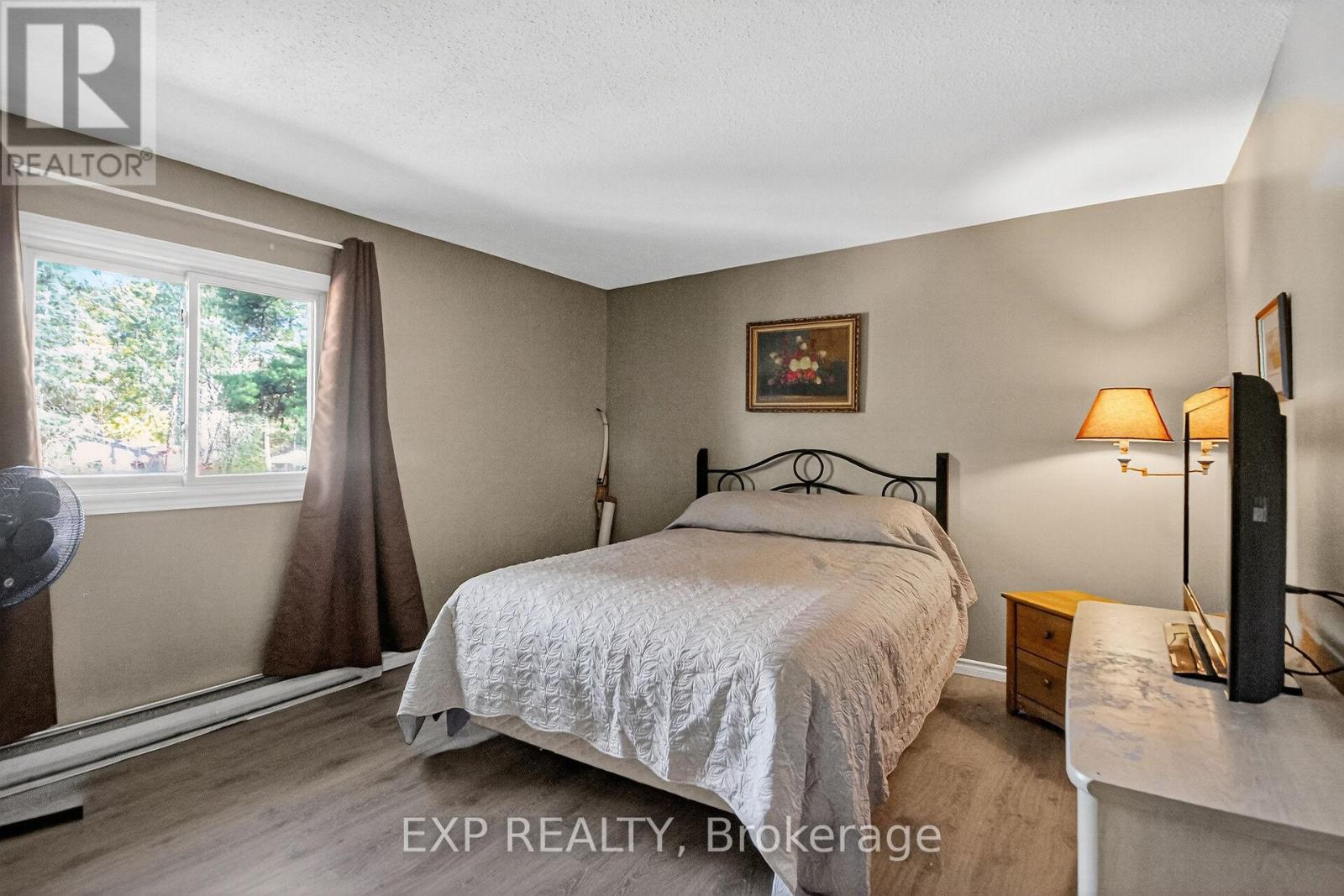 96 CONSTANCE LAKE ROAD - 17