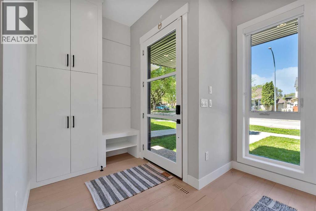 Single Family House for Sale in   Avenue NW Mount Pleasant Calgary 