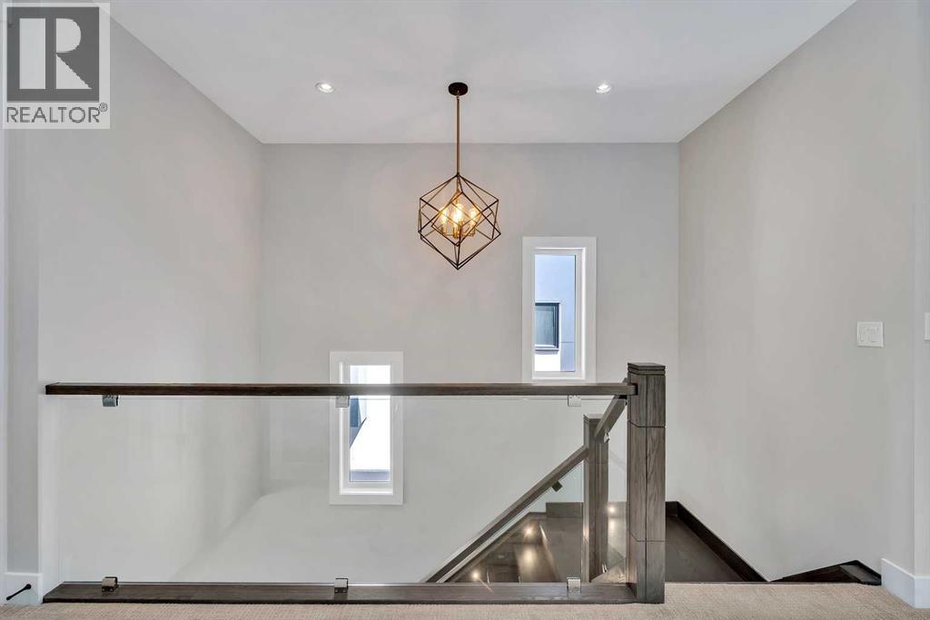 Single Family House for Sale in   Avenue NW Mount Pleasant Calgary 