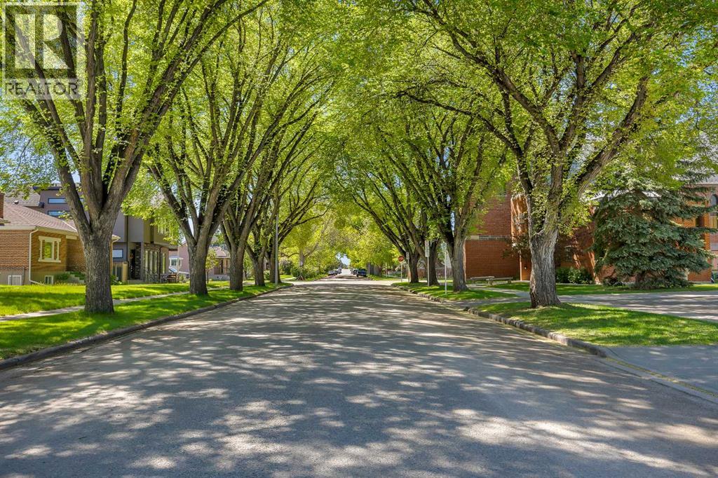 Single Family House for Sale in   Avenue NW Mount Pleasant Calgary 