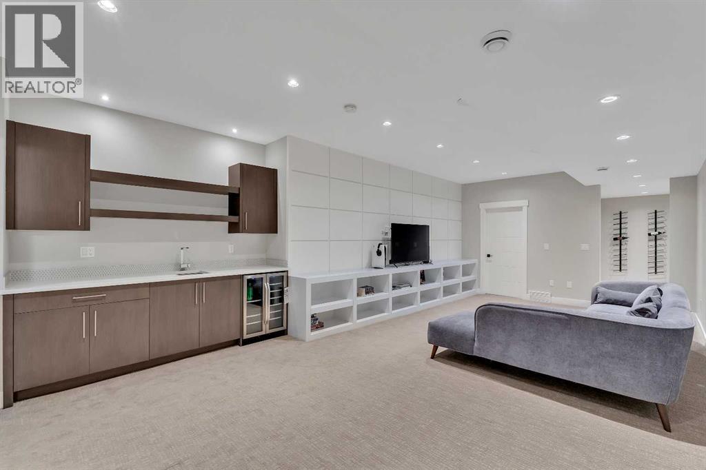 Single Family House for Sale in   Avenue NW Mount Pleasant Calgary 