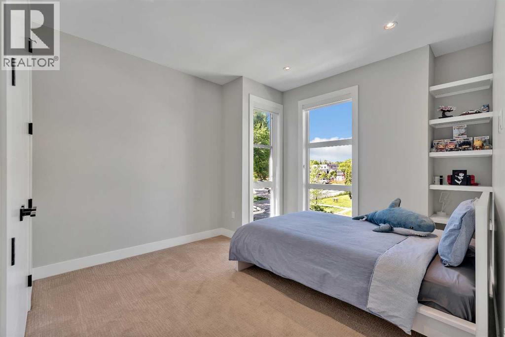 Single Family House for Sale in   Avenue NW Mount Pleasant Calgary 