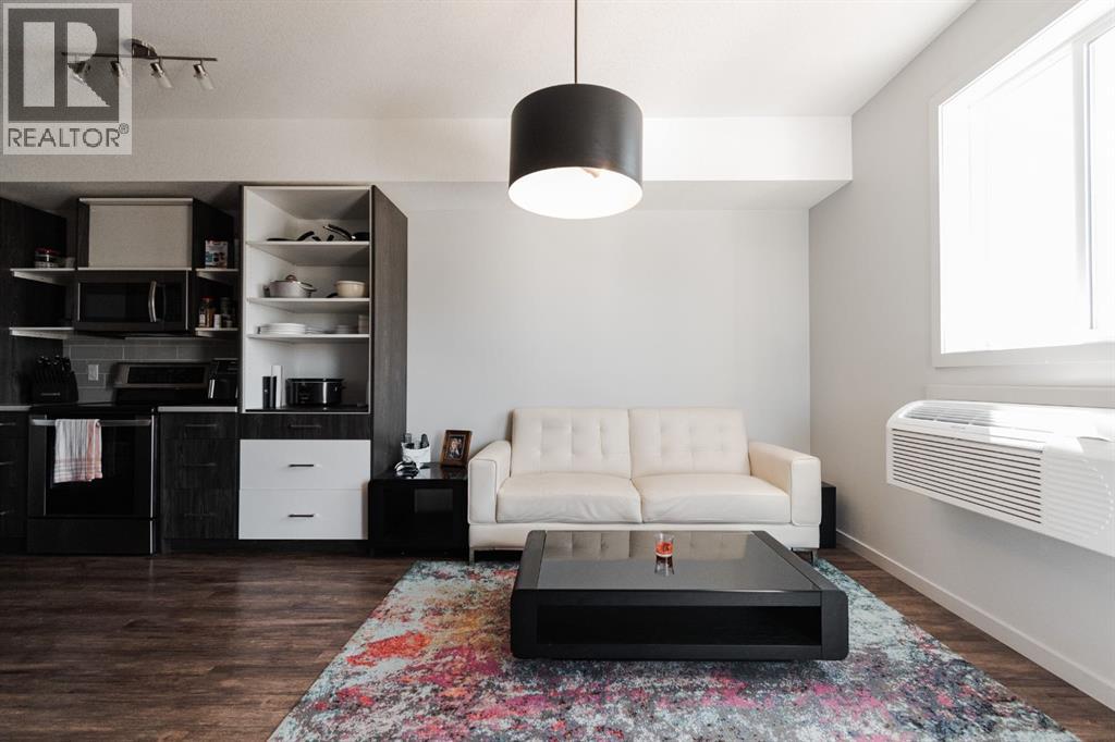 8106 Fraser Avenue, Fort McMurray