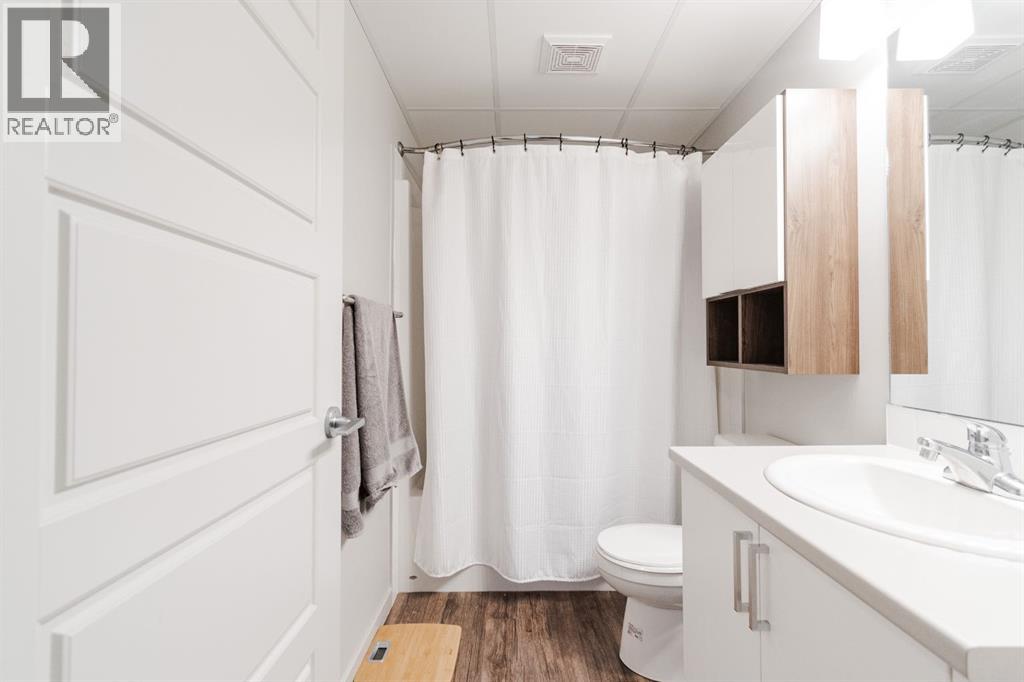 8106 Fraser Avenue, Fort McMurray