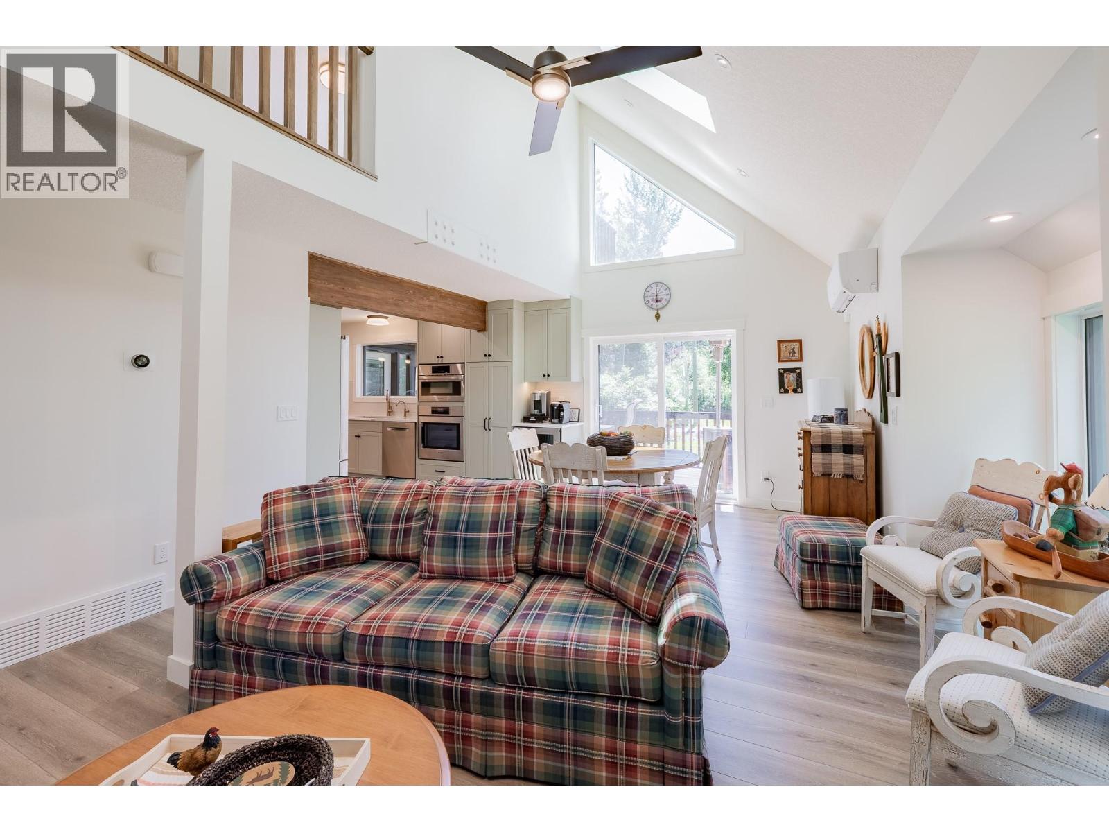 4725 Copper Crescent, Windermere