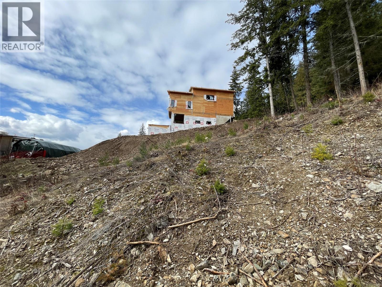  86 Old Town Road, Sicamous