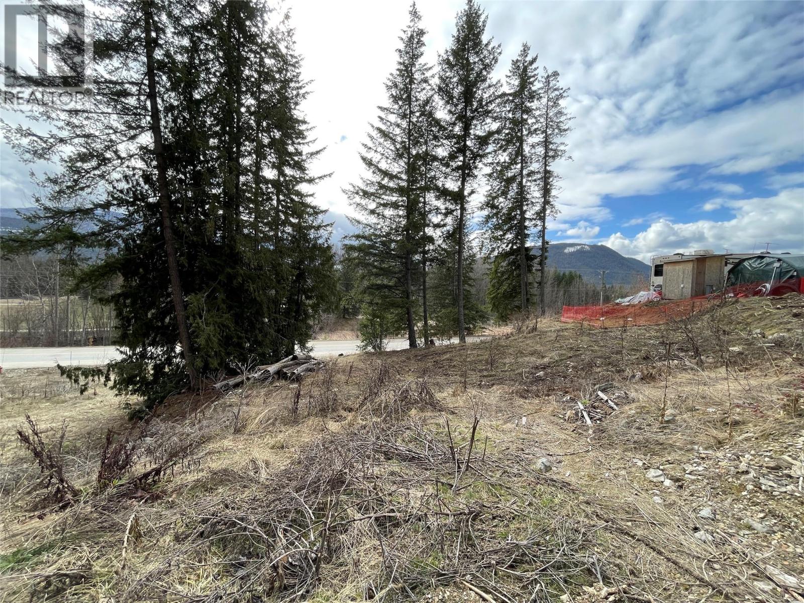  86 Old Town Road, Sicamous
