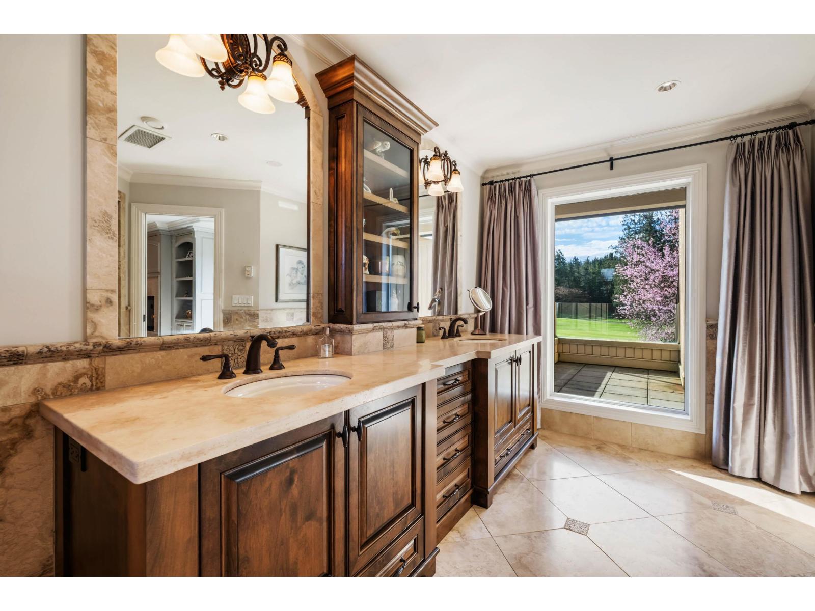 16358 LINCOLN WOODS COURT, Surrey