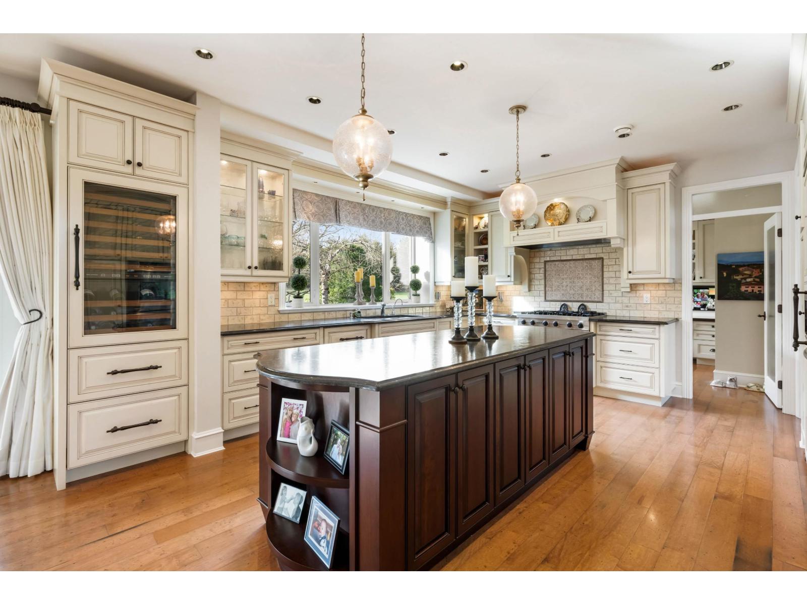 16358 LINCOLN WOODS COURT, Surrey