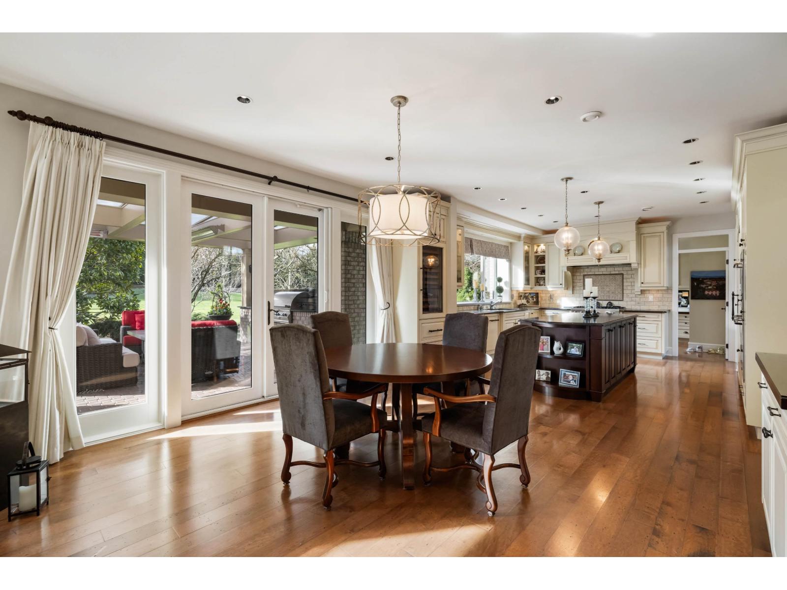 16358 LINCOLN WOODS COURT, Surrey