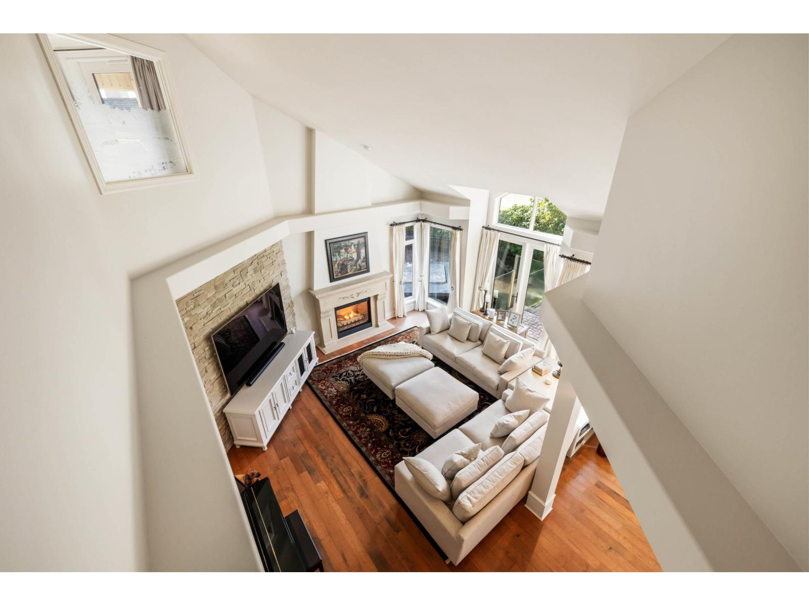 16358 LINCOLN WOODS COURT, Surrey