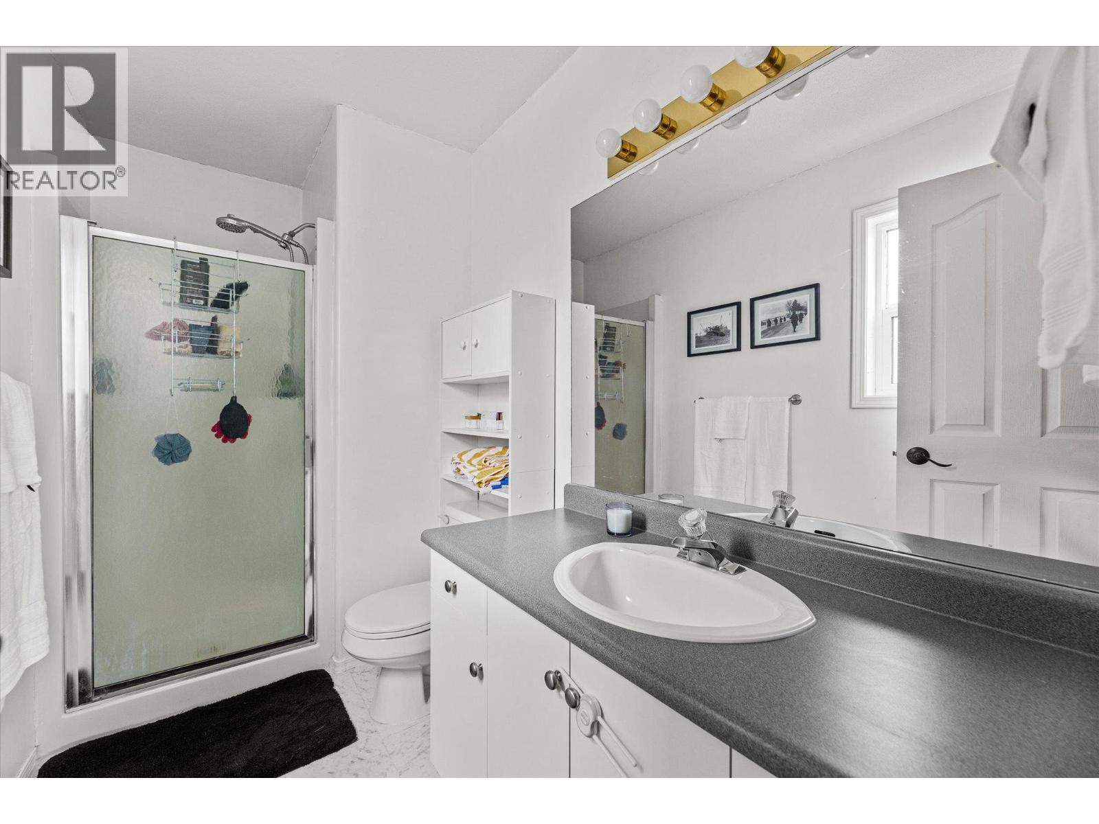  423 Fizet Avenue, Kelowna