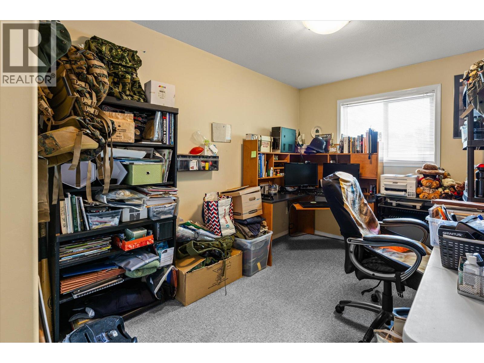  423 Fizet Avenue, Kelowna