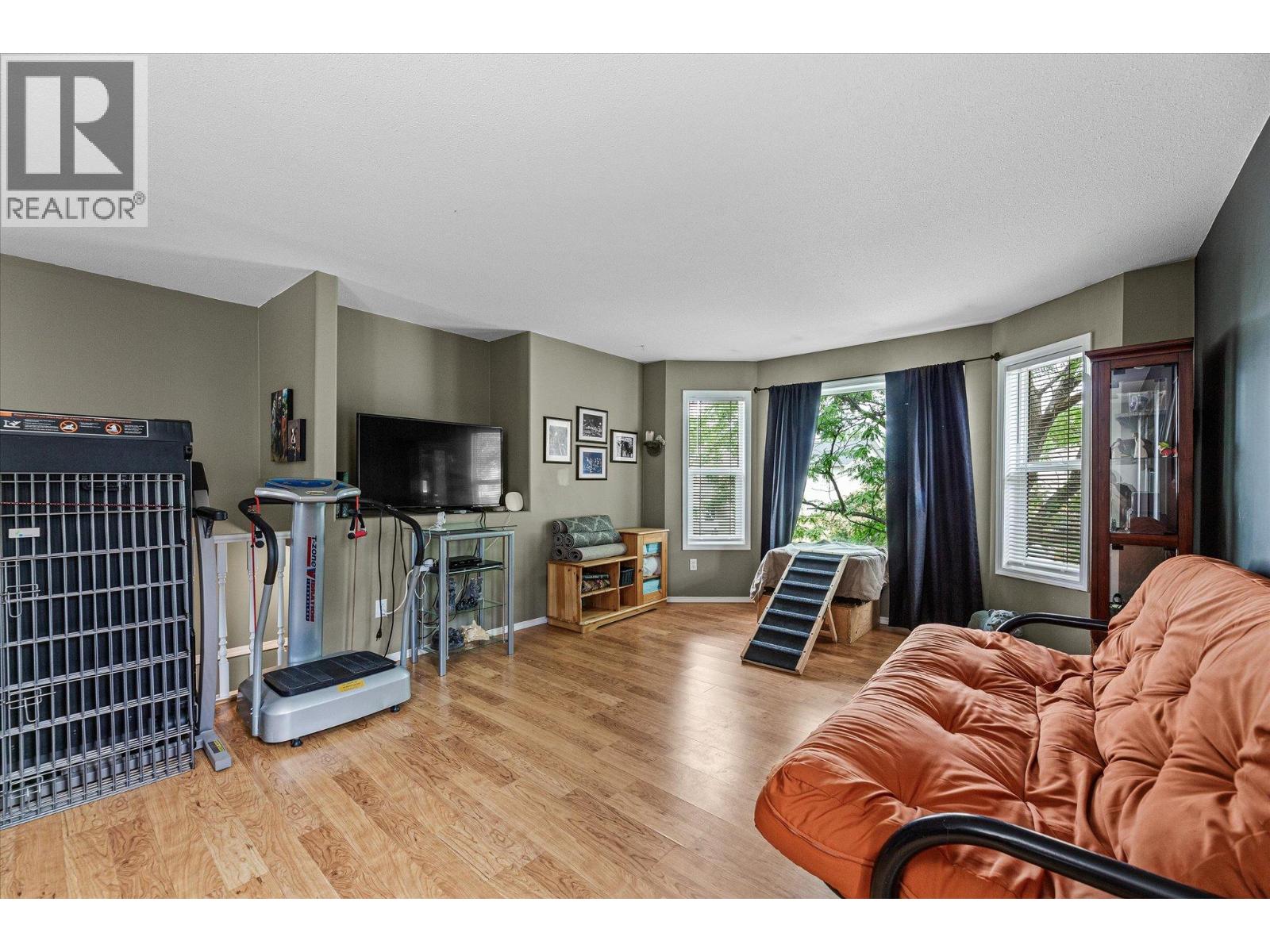  423 Fizet Avenue, Kelowna