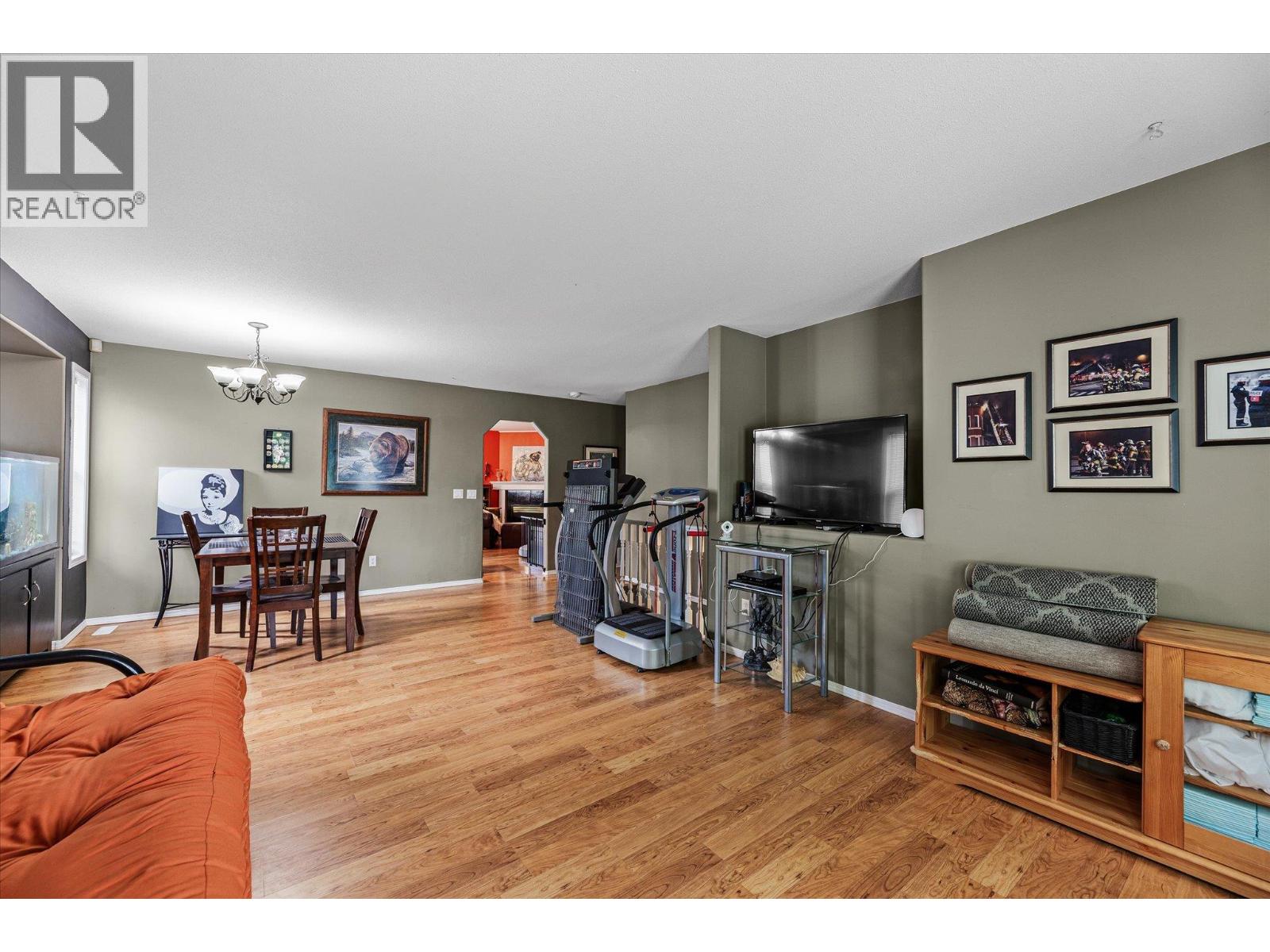  423 Fizet Avenue, Kelowna