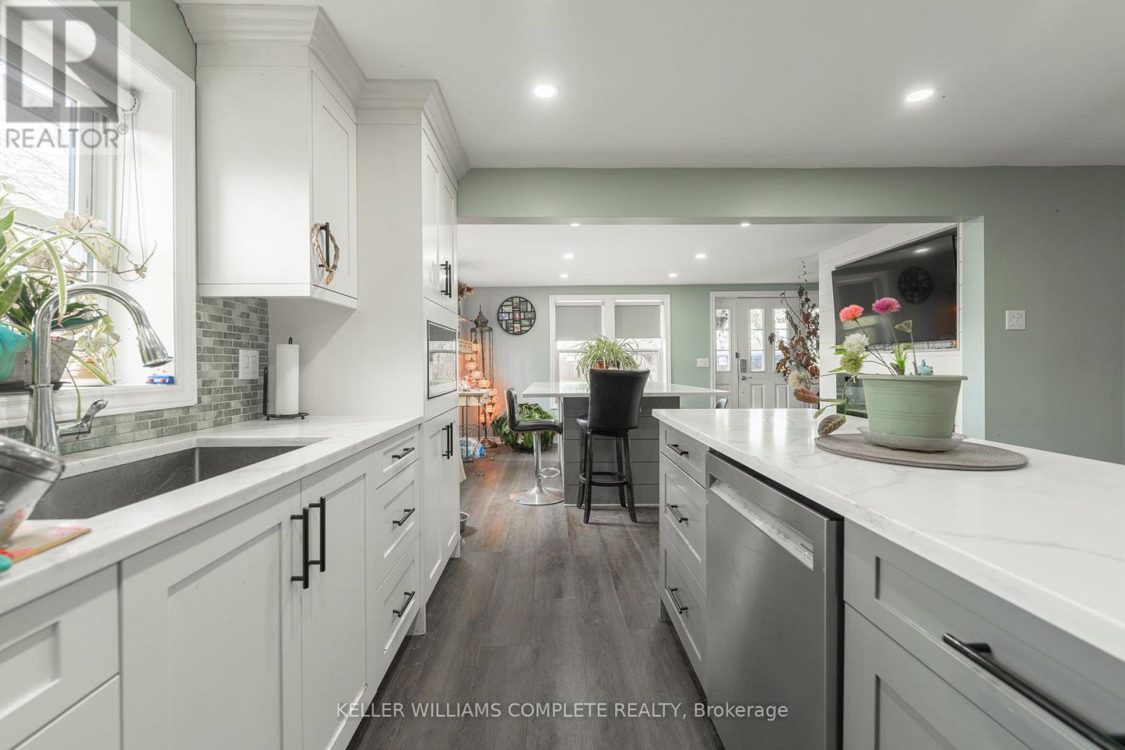 5416 BEACH ROAD - 11