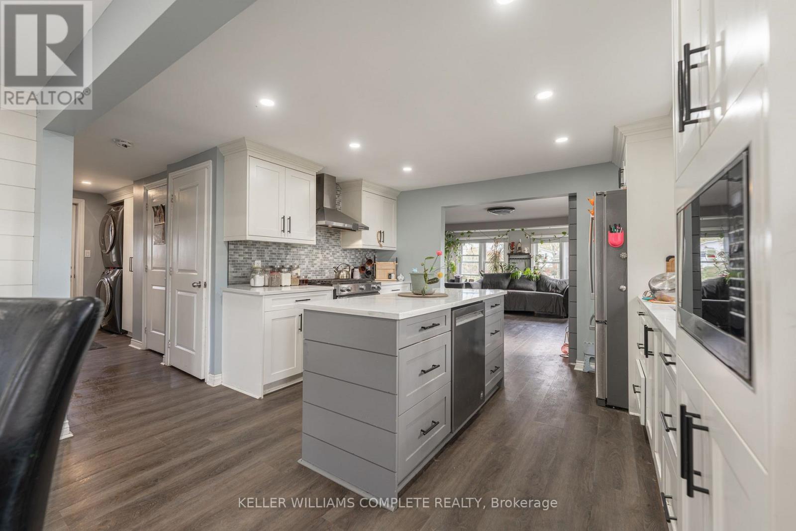 5416 BEACH ROAD - 12