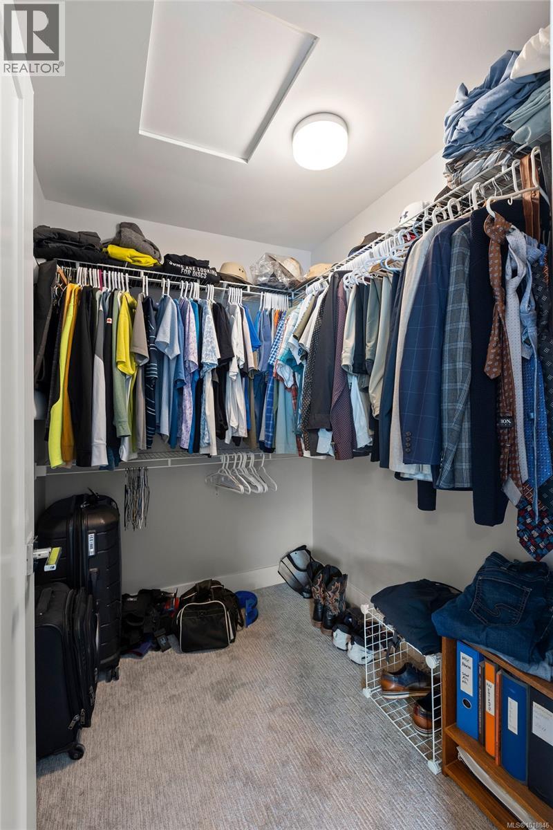 2911 CONSTELLATION AVE - 27