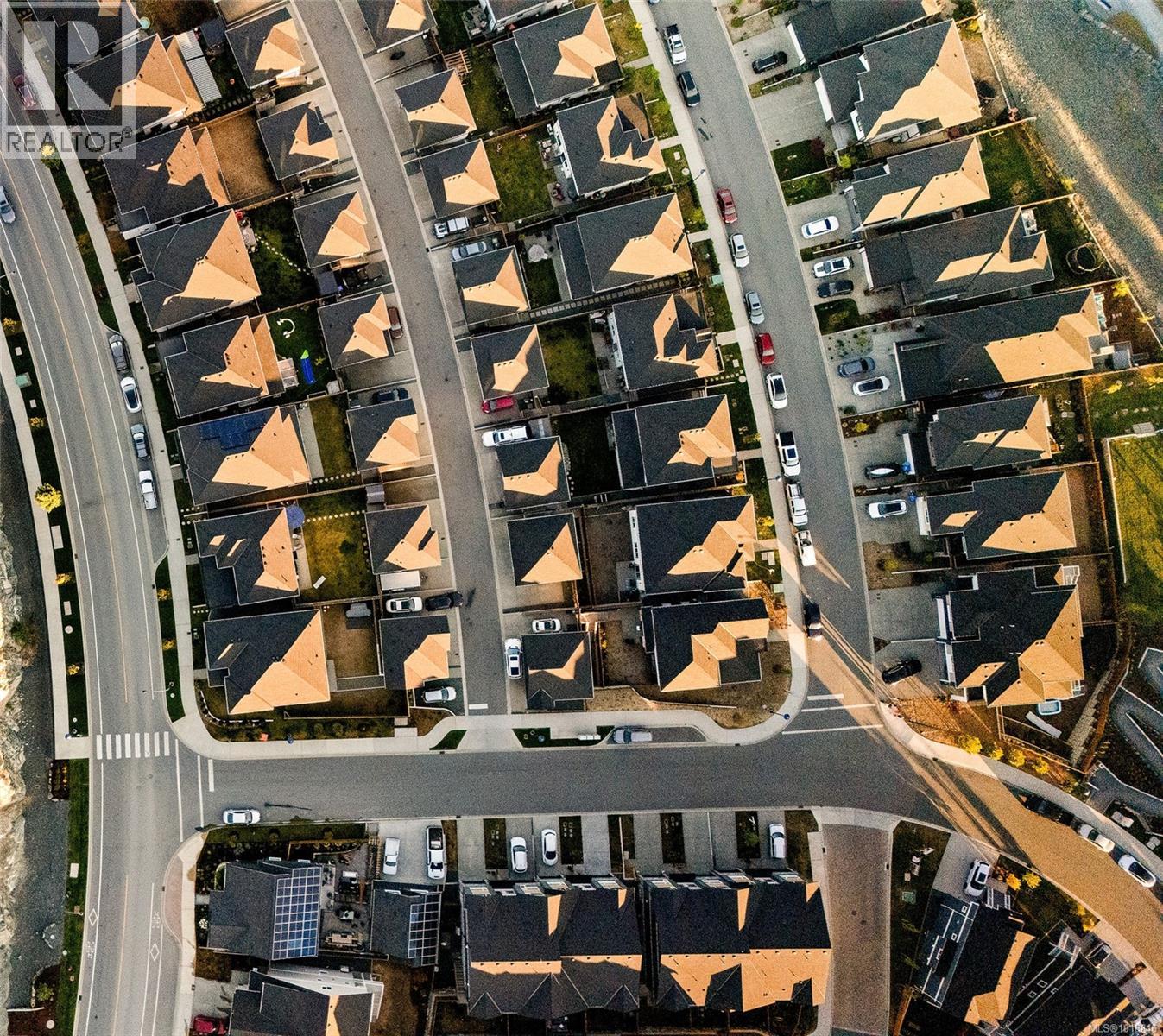 2911 CONSTELLATION AVE - 52