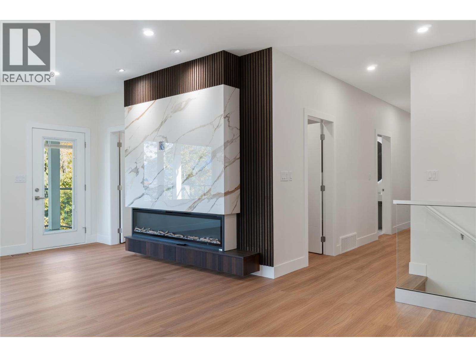  633 9 Street Southeast, Salmon Arm