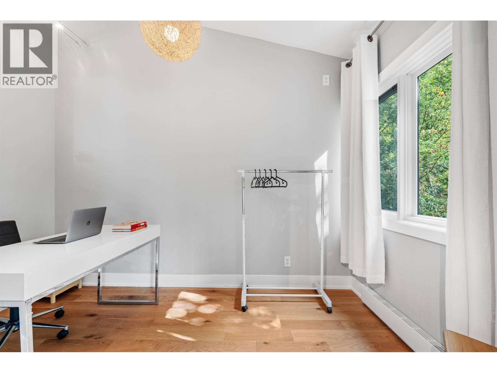 1866 W 15TH AVENUE, Vancouver