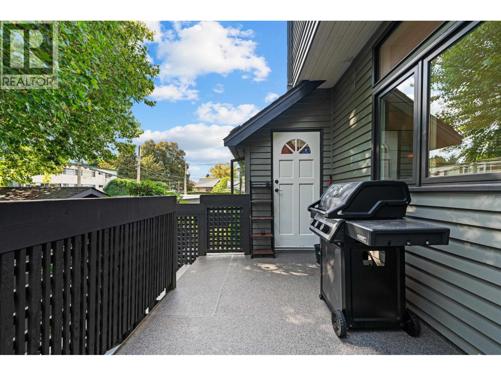 1866 W 15TH AVENUE, Vancouver