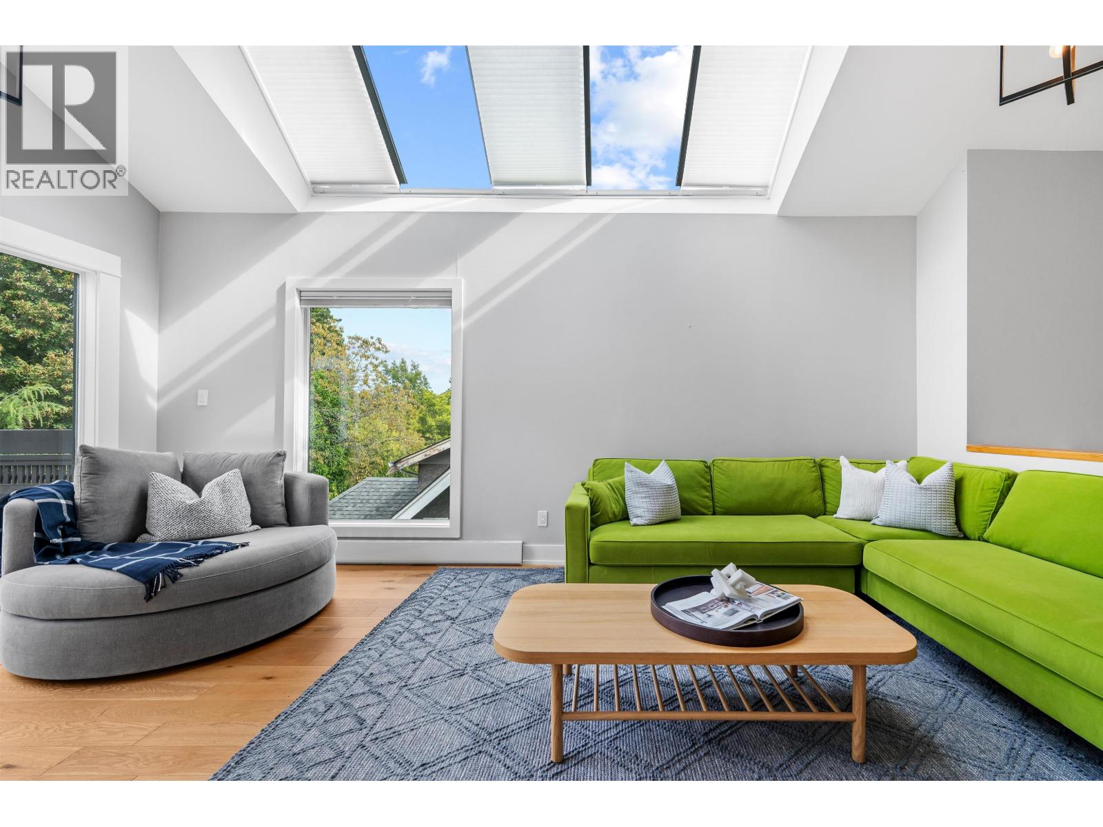 1866 W 15TH AVENUE, Vancouver