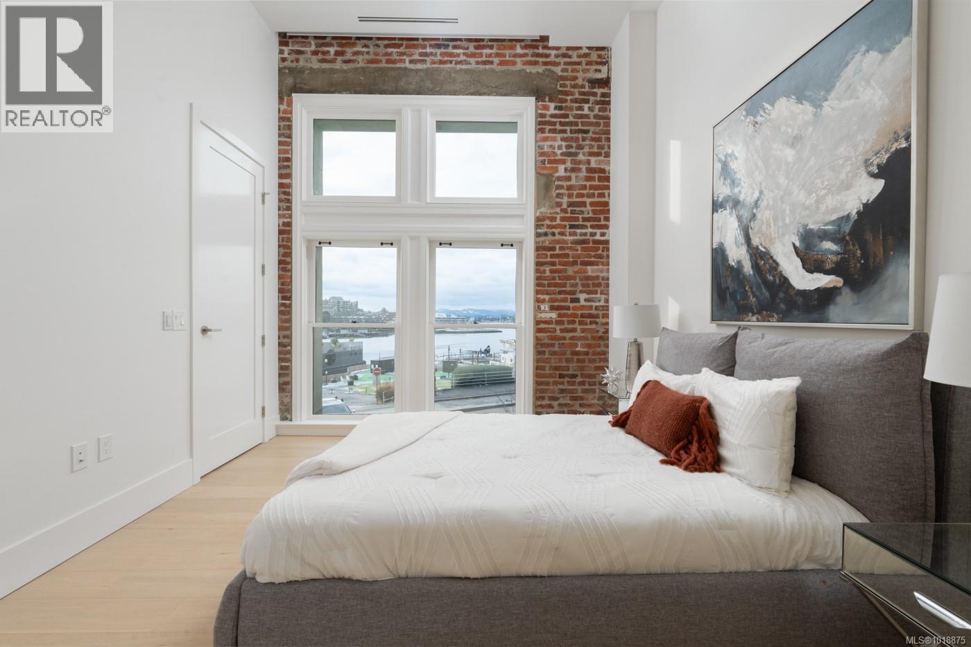 #209 521 COURTNEY ST - 15