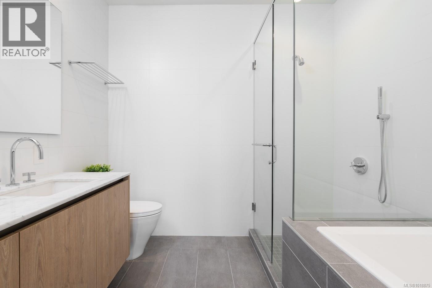 #209 521 COURTNEY ST - 19