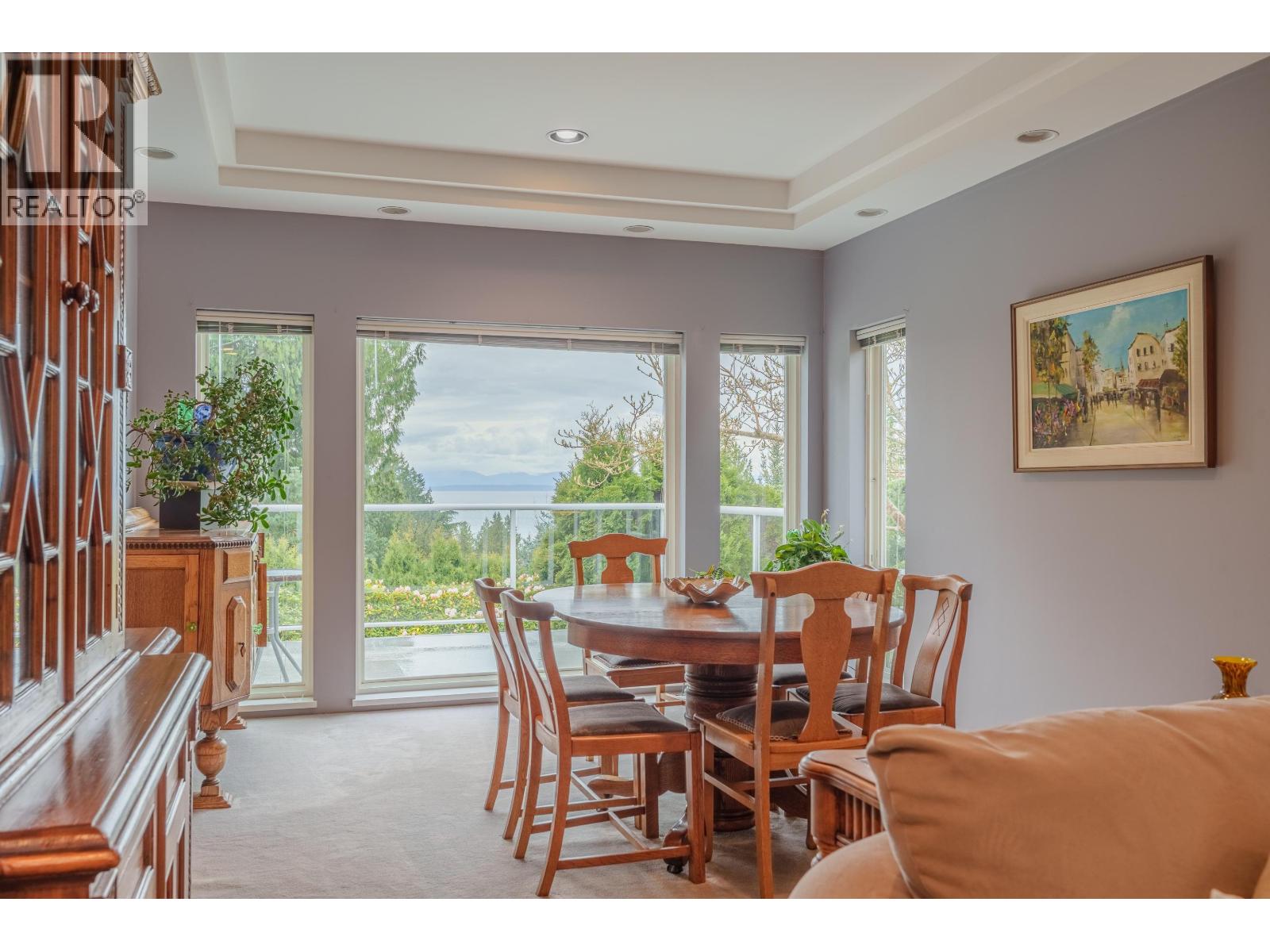 1501 VERNON DRIVE, Gibsons